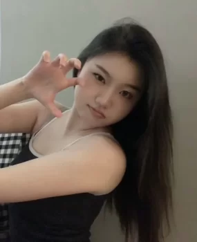 性瘾骚女胸大水多口活好可颜射