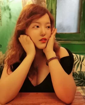 发现的大胸e 23岁姐姐