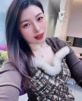 白皙大奶子，活好，毒龙钻一绝