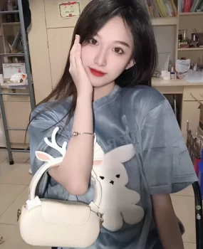 陌陌上找的给八百就出来干炮的大学生