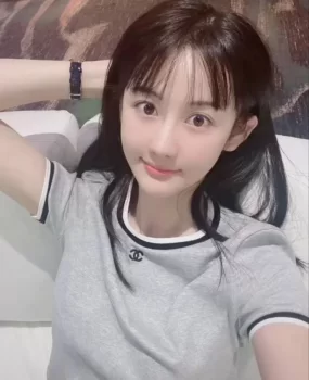 卫校老师陈欣兼职