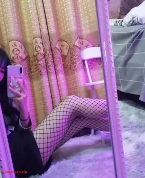 极品兼职学生妹爆奶双射爽翻天