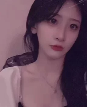 君临国际一漂亮妹子